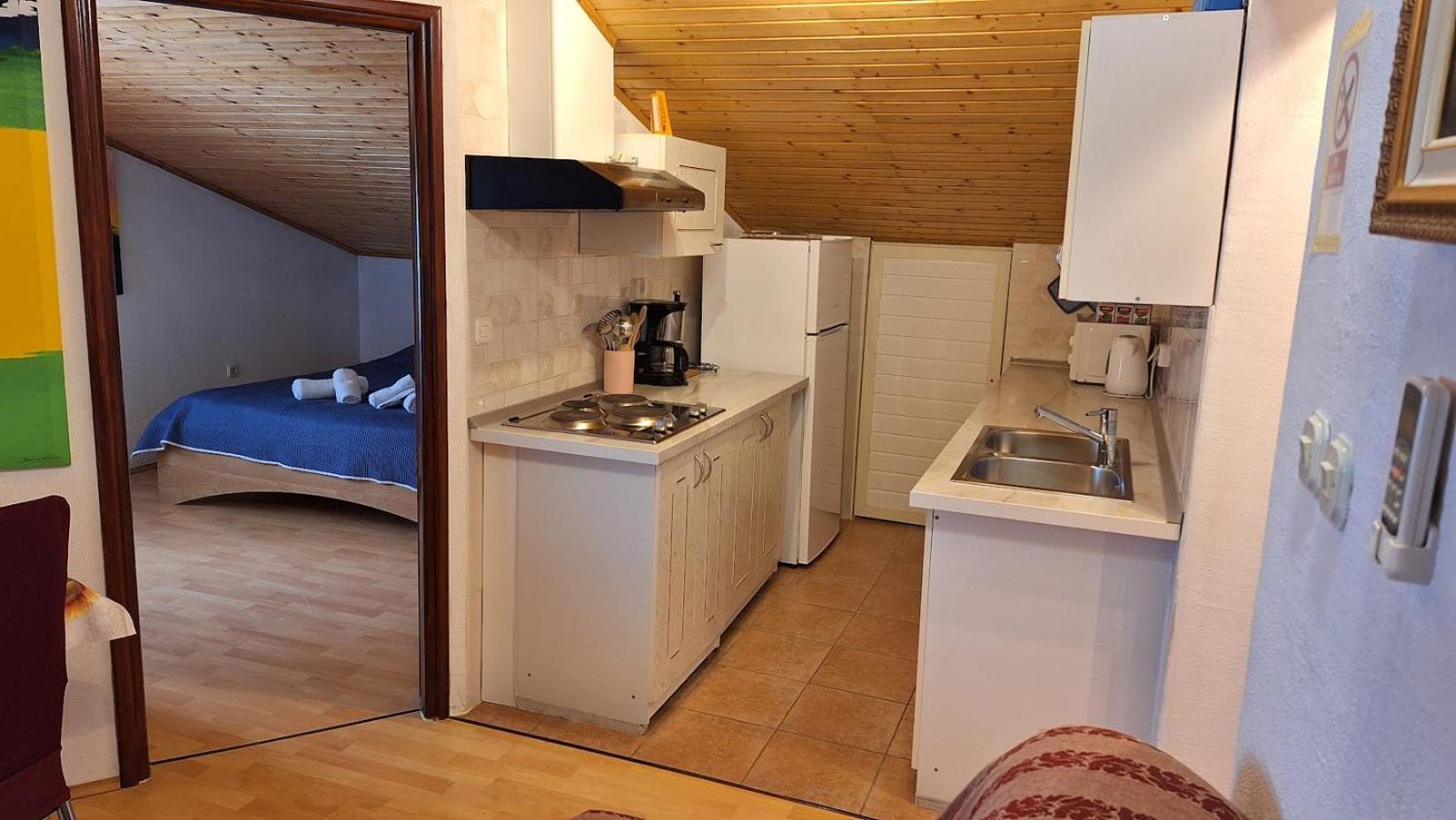 Apartments Alex Ровінь Екстер'єр фото