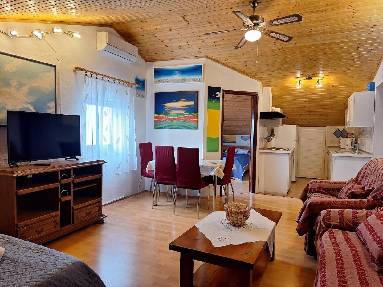 Apartments Alex Ровінь Номер фото