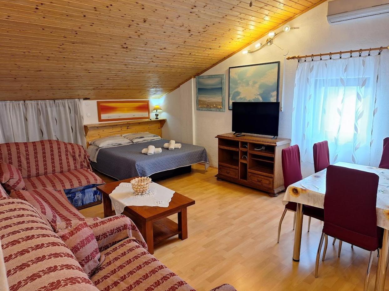 Apartments Alex Ровінь Номер фото