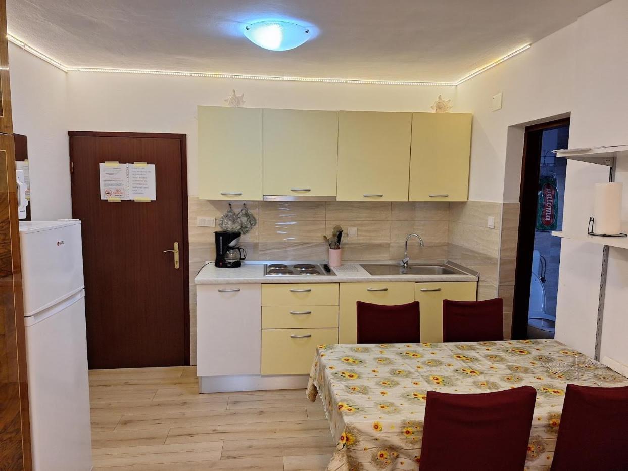 Apartments Alex Ровінь Номер фото